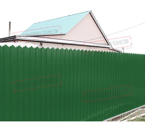 Профнастил фигурный C8 - 0,45 ПЭ с пленкой RAL 6002 лиственно-зеленый.