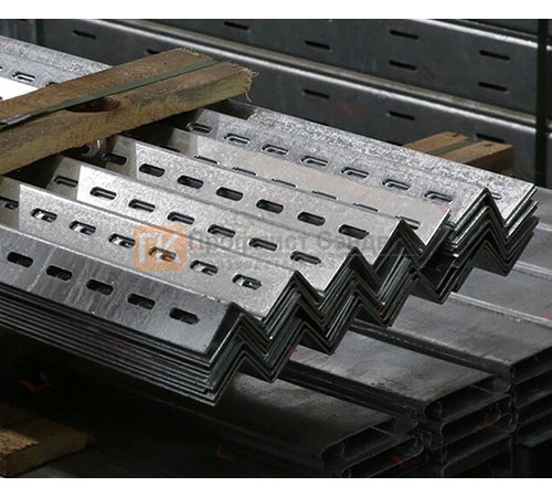 L-образный профиль перфорированный К237 50x36x2500-3,0 мм, горячеоцинкованный