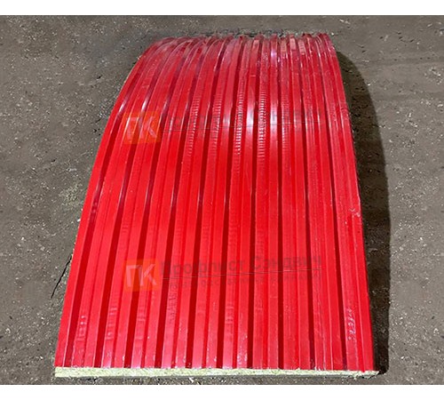 Сэндвич-панели арочные с пенополиизоциануратом, ширина 1200 мм, толщина 10 мм, 0.5/0.5, RAL6018