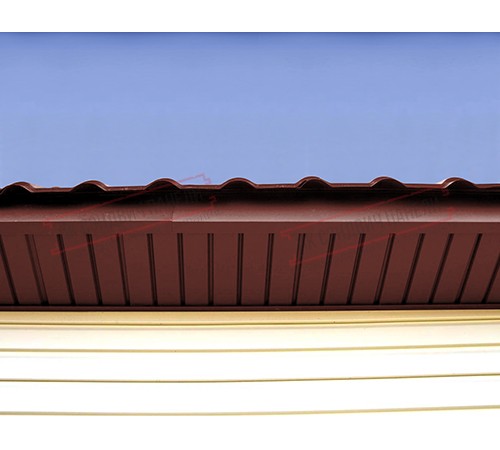 Софит металлический без перфорации 0,5 GreenCoat Pural matt с пленкой RR 29 красный (RAL 3009 оксидно-красный)