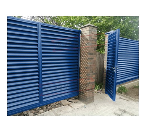 Нащельник (для калиток и ворот) 25х35 жалюзи Milan, Tokyo, Palermo 0,45 PE с пленкой RAL 5005 сигнальный синий (L1,68)