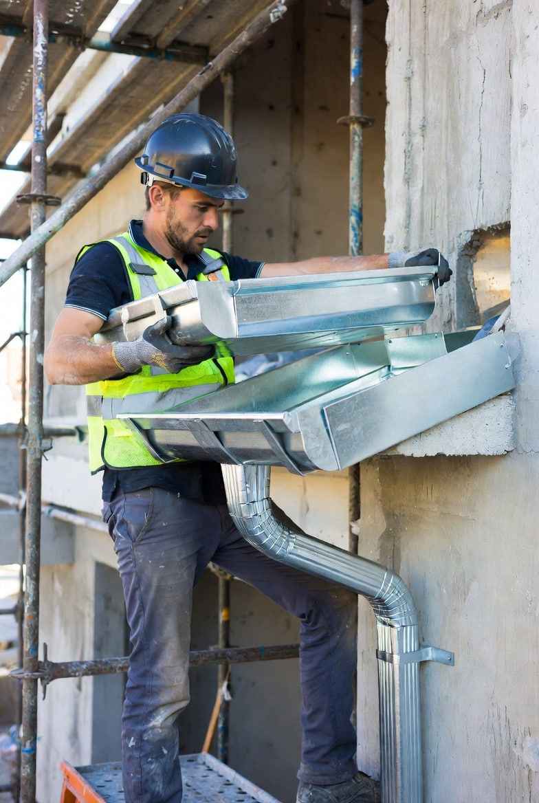 Желоба и водосточные трубы