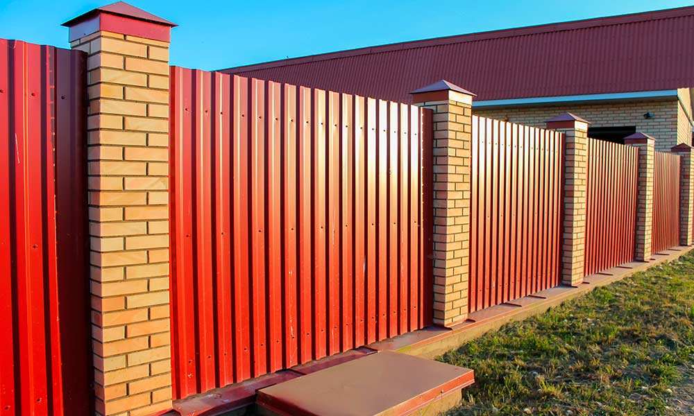 Профлист для ограждений — усиленный