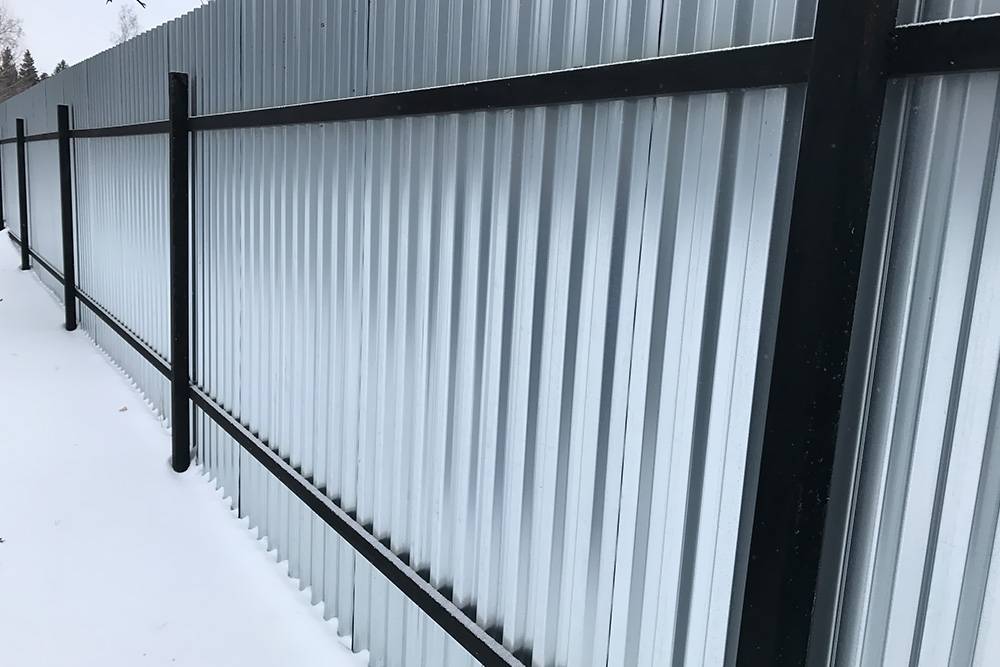 Профнастил для забора — покрытия