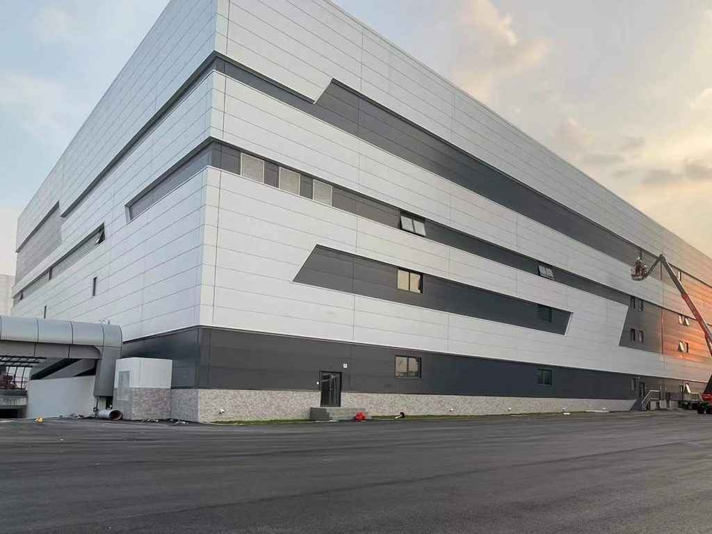 Угловые сэндвич-панели