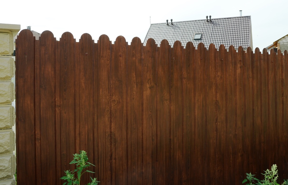 Профнастил фигурный для забора